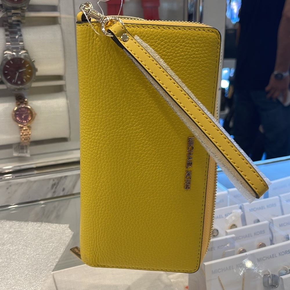 MICHAEL KORS JST 
Leather Continental Wristlet Phone Case Wallet Sunshine - Picture 11 of 16
